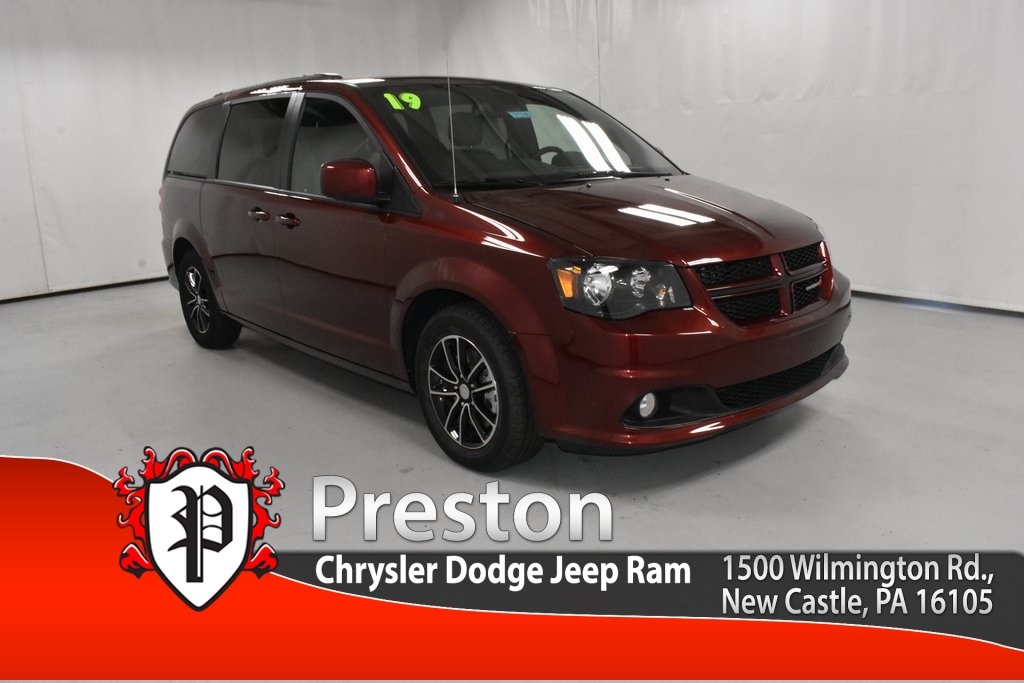 chrysler sport van